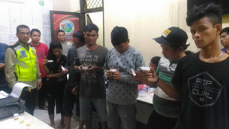 Gelar Razia, Polisi Amankan 5 Pria dan 1 Wanita Positif Narkoba